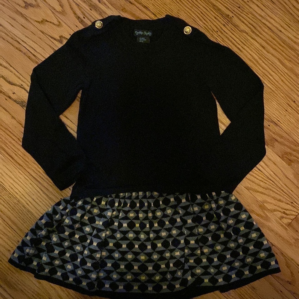 𝅺CYNTHIA rowley girls sz 6x black knit dress with gray and gold accent